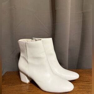 Elegant White Ankle Boots